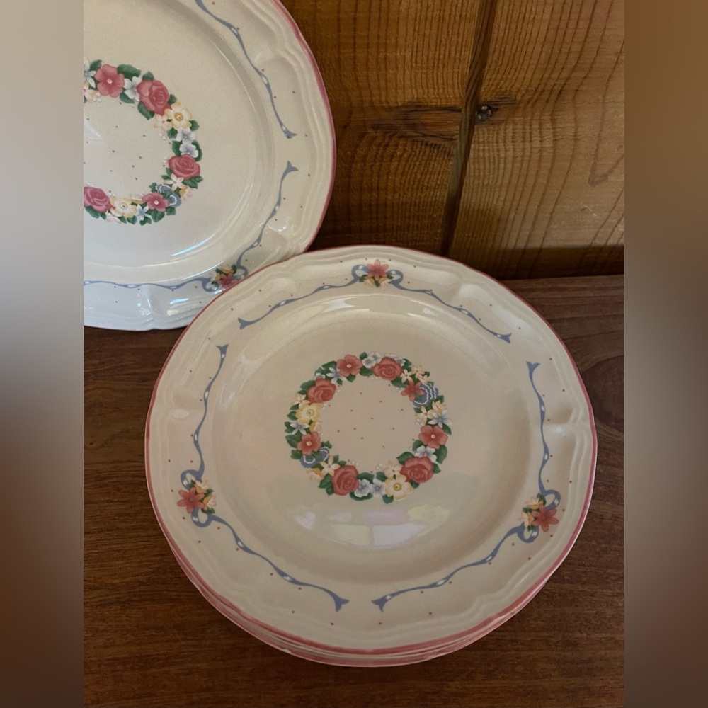 Floral Dishes - Picture 2 of 4